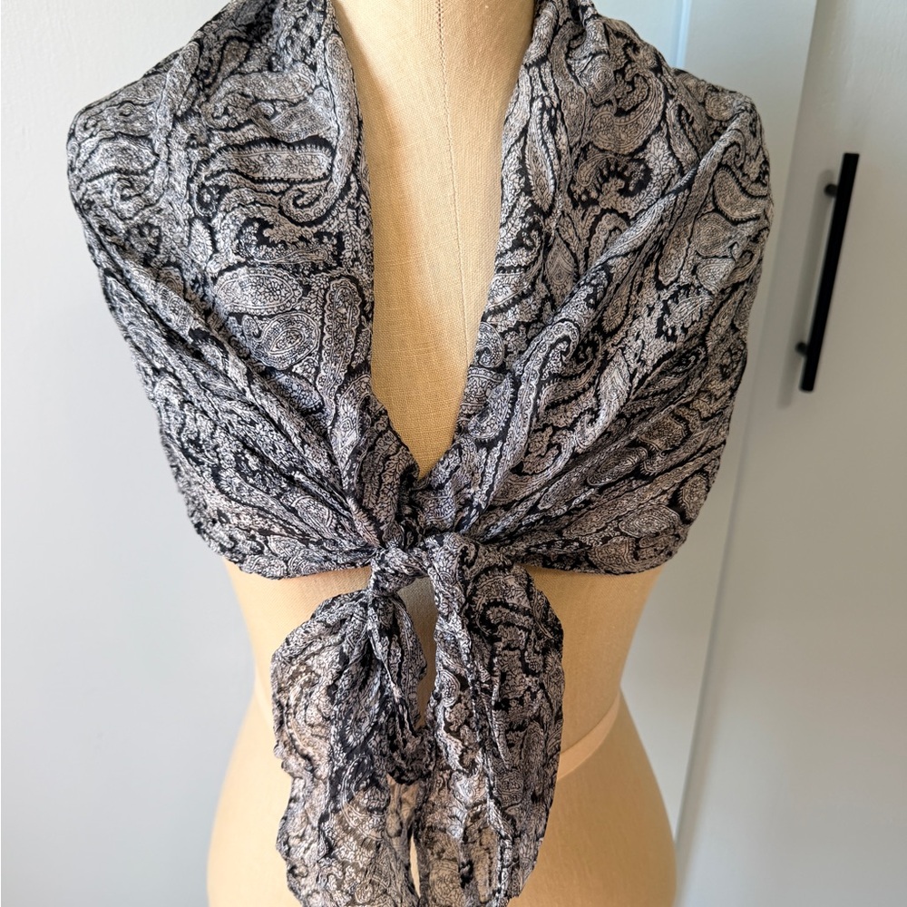 100% Silk Vintage Black and Gray Paisley Wrap
